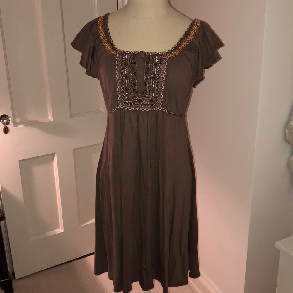 Cotton dress with fun embroider, braided belt